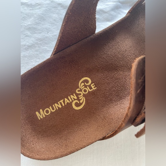 Mountain sole new sandels - Picture 4 of 4